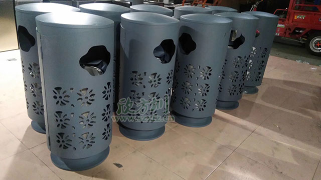 欣方圳精品定制垃圾桶表面鏤空精細雕刻，外形上設計美觀，新穎獨特！