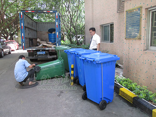 新增塑料分類垃圾桶！牛市東西路“美顏”